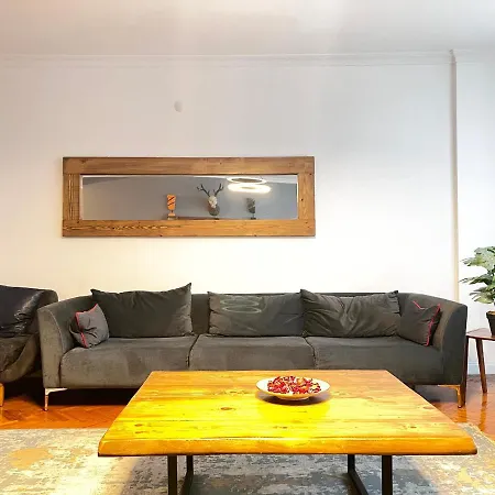 Spacious Family Flat , 3br, 2ba Istanbul