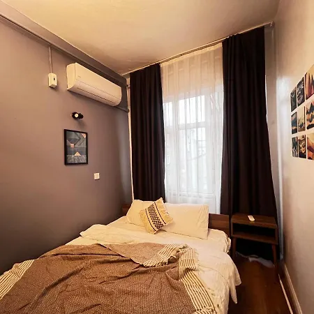 Daire Spacious Family Flat , 3br, 2ba *