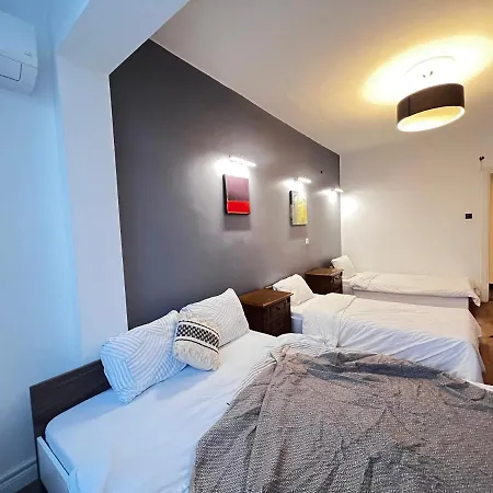 Spacious Family Flat , 3br, 2ba Daire İstanbul